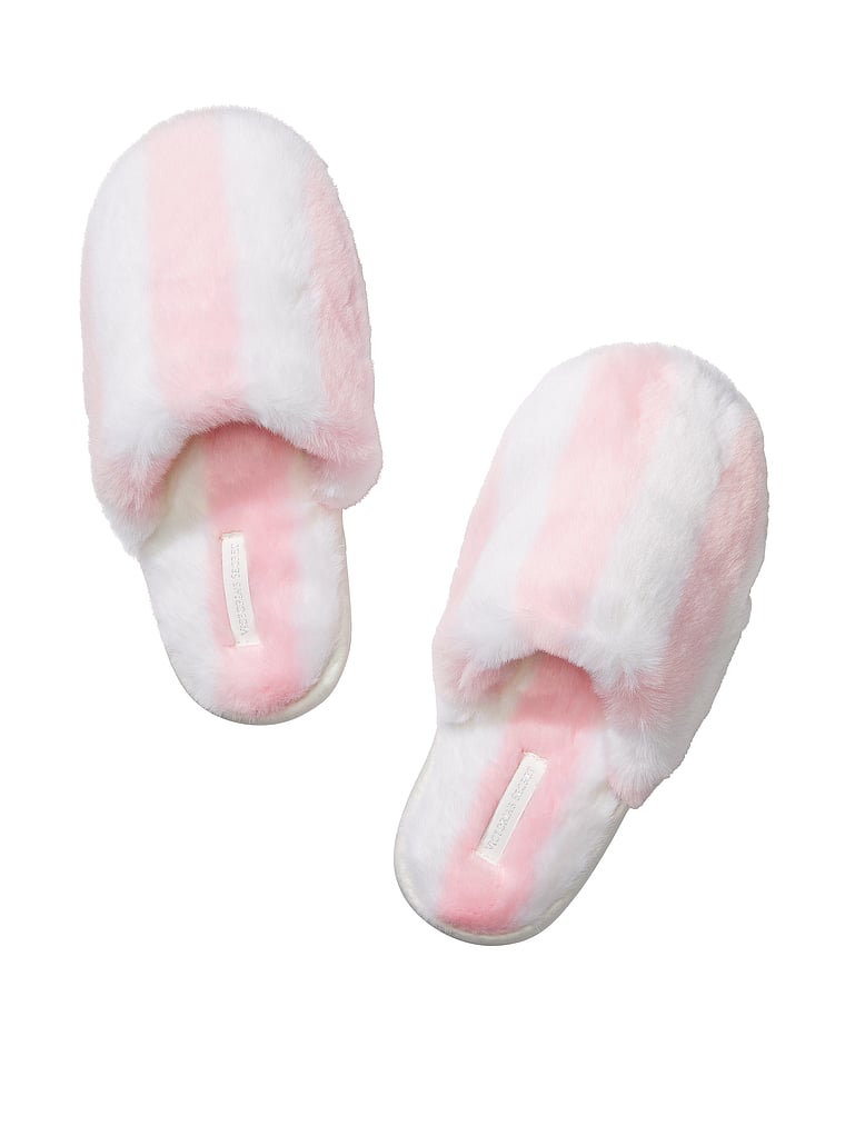 Black Closed-Toe Faux Fur Slipper image number null