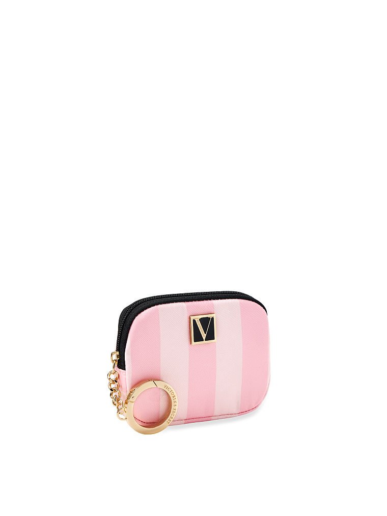 The Victoria Essential Pouch image number null