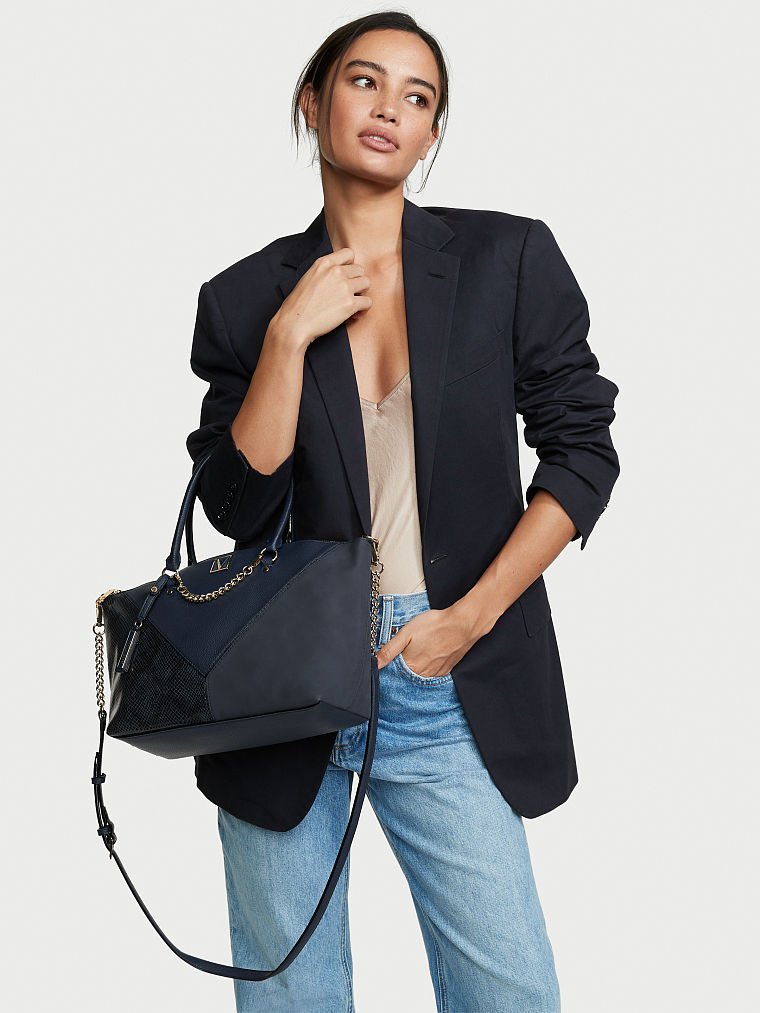 The Victoria Slouchy Satchel image number null