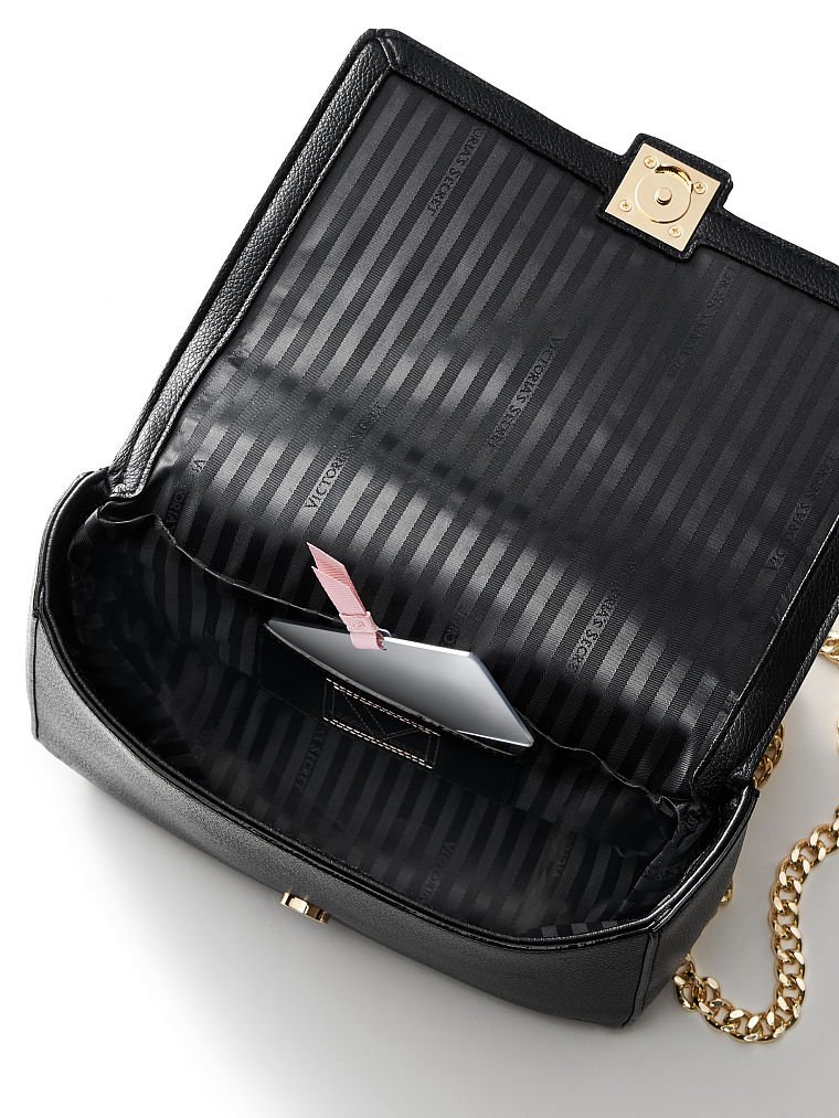 The Victoria Medium Shoulder Bag image number null