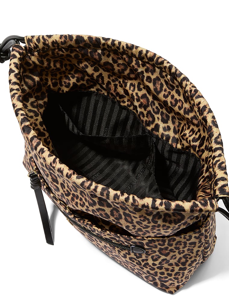 Cinched Travel Beauty Organizer Bag image number null