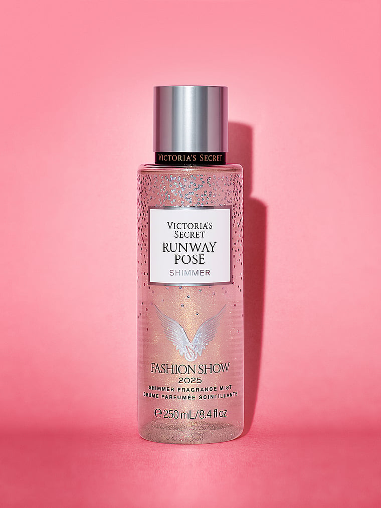 Runway Pose Shimmer Fragrance Mist  image number null
