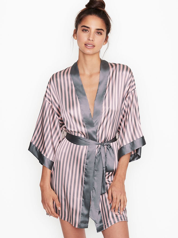 Satin Robe image number null